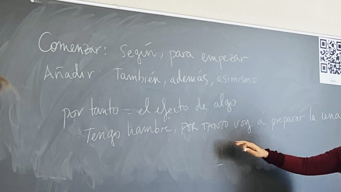 スペイン授業中の黒板
