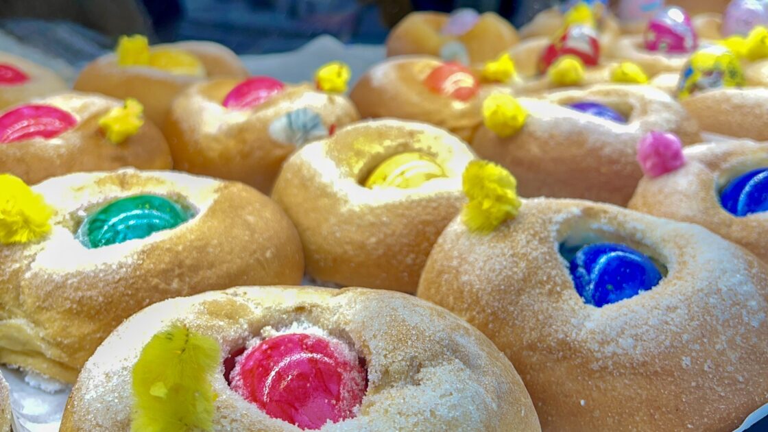 パン（モナ・デ・パスクワ）