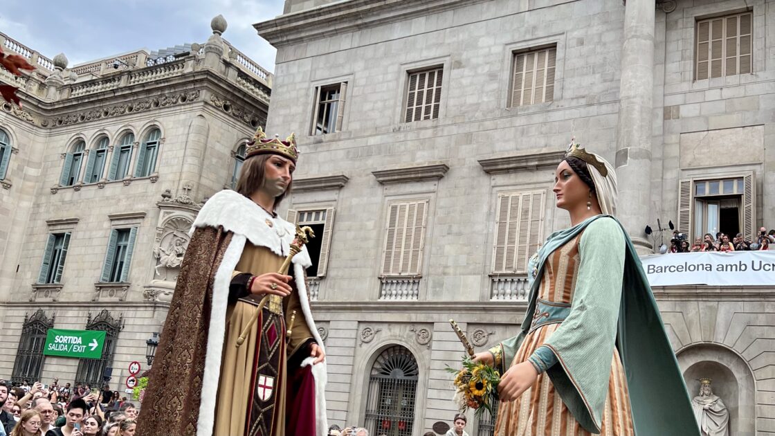 巨大人形パレード