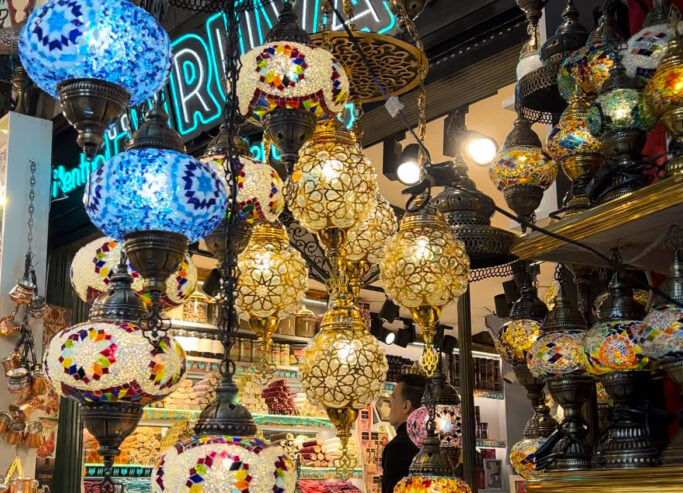 トルコのカッパドキアのトルコランプ屋さんの写真