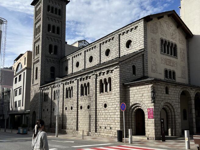 アンドラ公国 アンドララベリャ Andorra la Vella