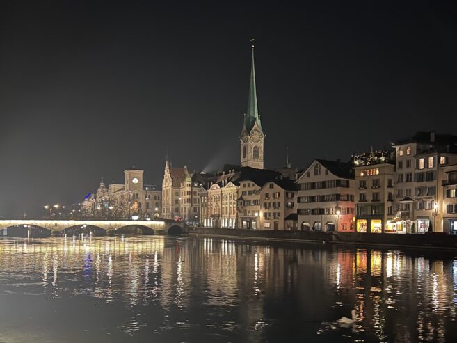 スイス・チューリッヒ（Zurich, Switzerland）の夜景