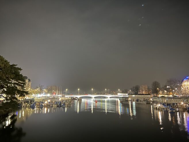 スイス・チューリッヒ（Zurich, Switzerland）の夜景