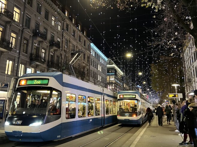 スイス・チューリッヒ（Zurich, Switzerland）のメトロ、鉄道
