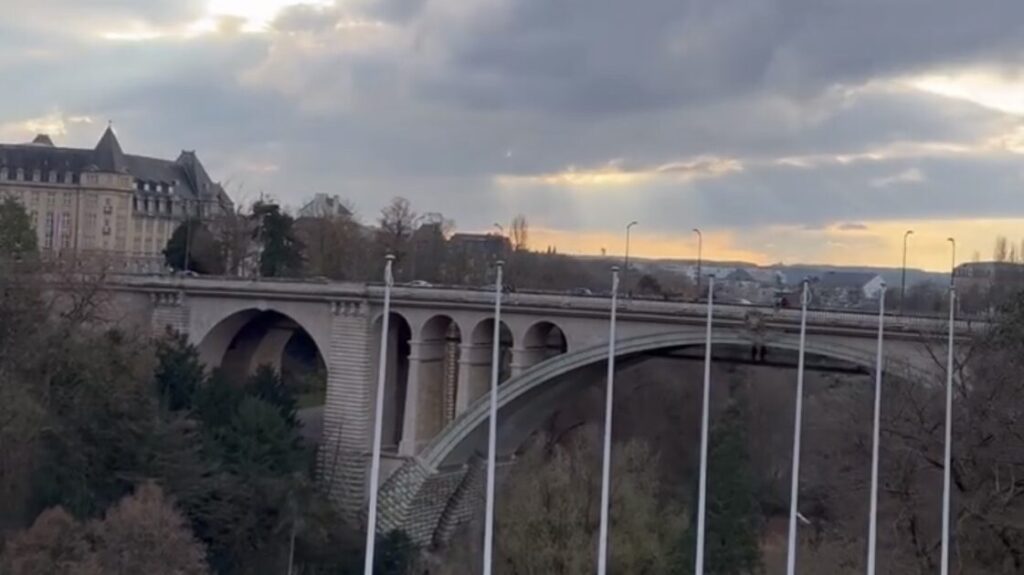 ルクセンブルク　アドルフ橋