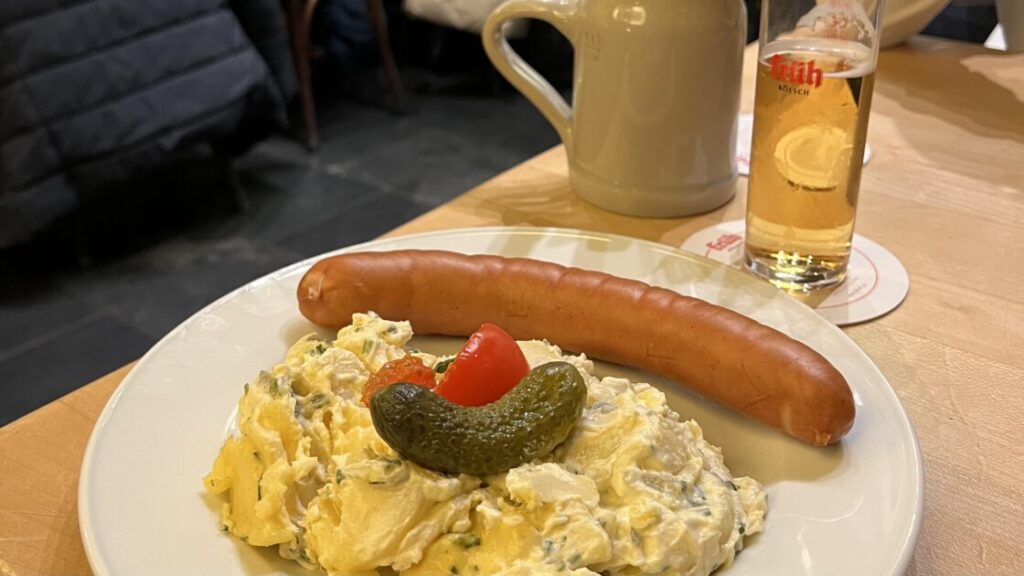 ケルン ケルッシュ ソーセージ ビール