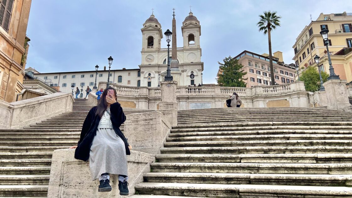 イタリアの首都ローマのスペイン広場