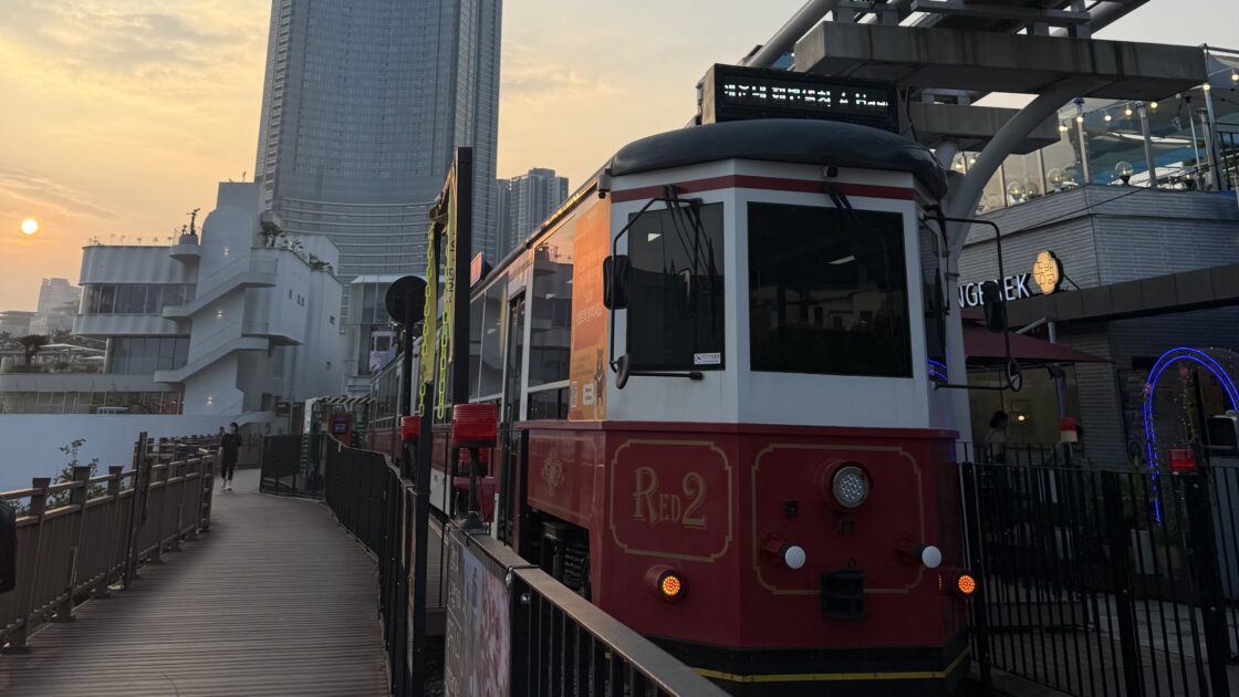 韓国の釜山の海雲台のカプセル列車