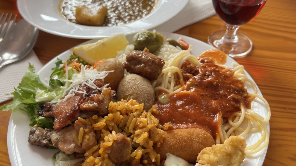 カナリア諸島のランサローテ島のツアーで食べた伝統料理