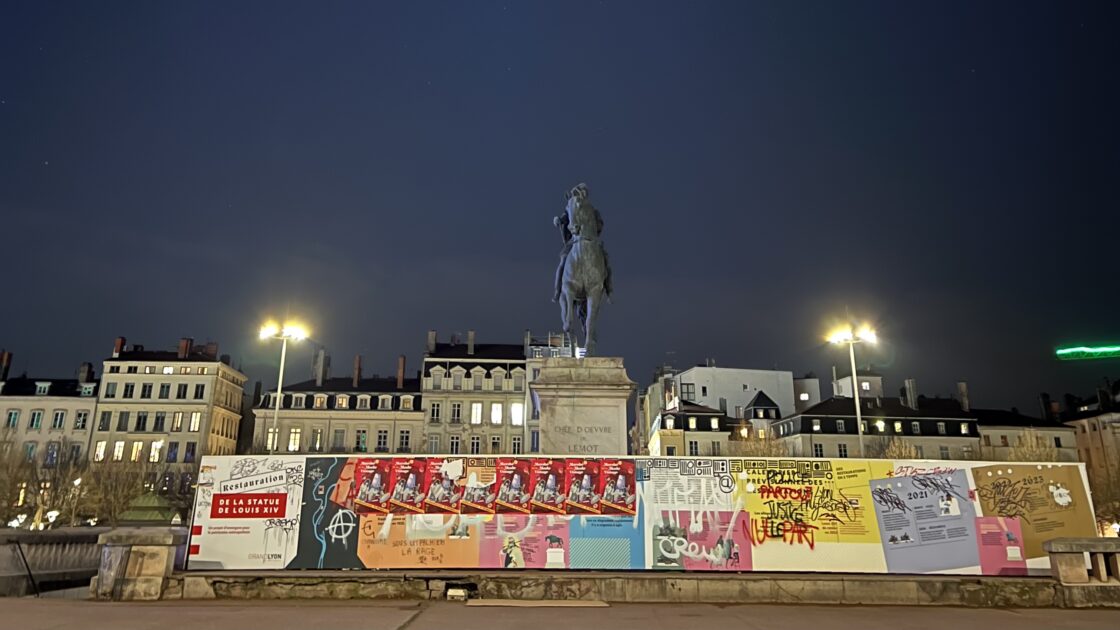 フランスのリヨンの街並みと夜景