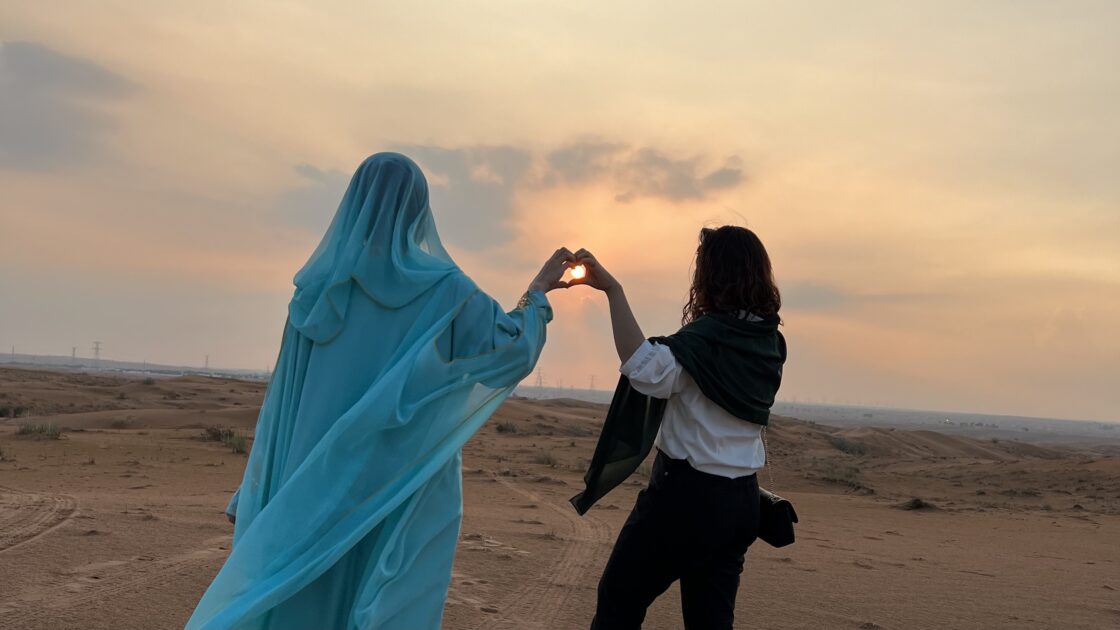 アラブ首長国連邦のドバイ郊外のデザートサファリの写真
