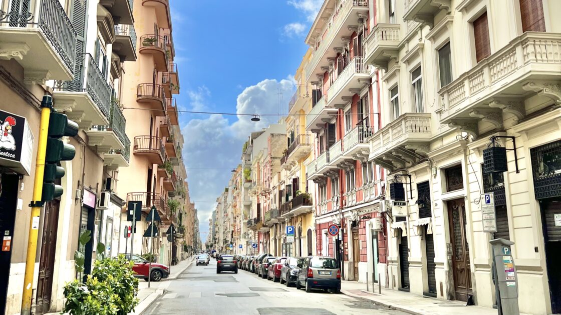 イタリアのバーリの街並み