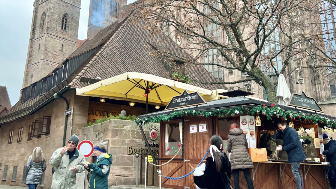 本場ドイツのニュルンベルクのクリスマスマーケットとはるカタルーニャ