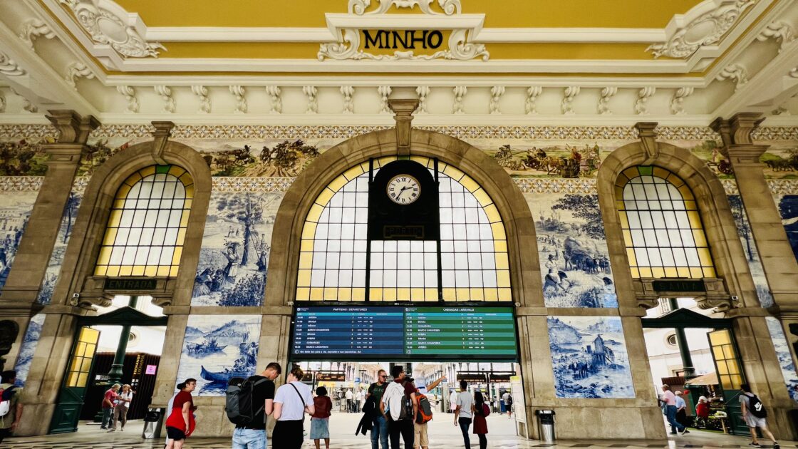ポルトガルのポルトの駅「Porto São Bento」
