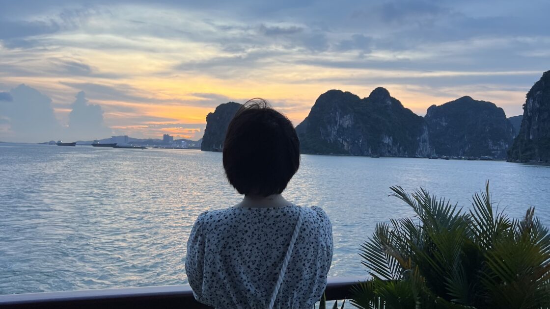 ハロン湾とはるカタルーニャ