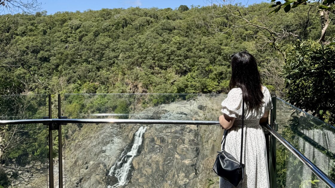 ケアンズのキュランダのバロン滝