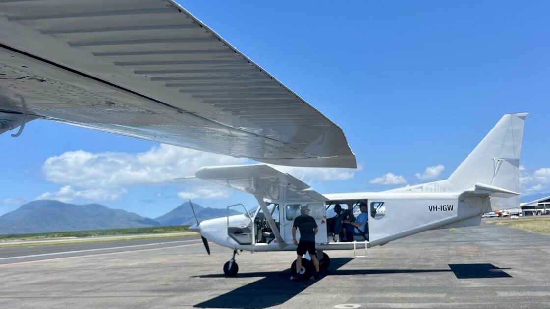 ケアンズのセスナ