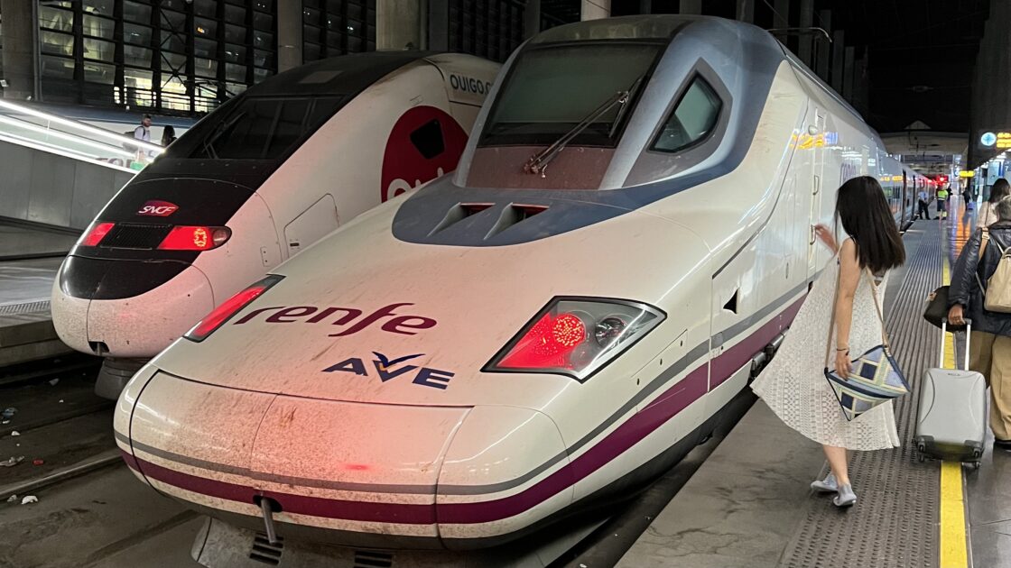 スペインの鉄道RENFEとAVE