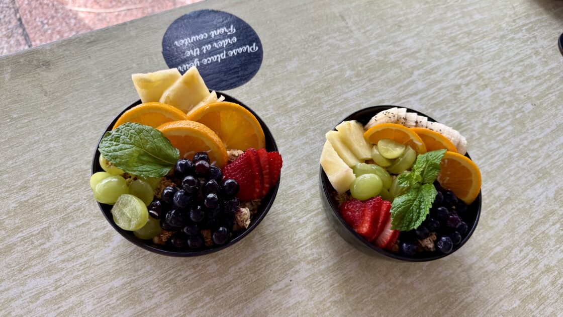 オーストラリアのゴールドコーストのアサイーボウル