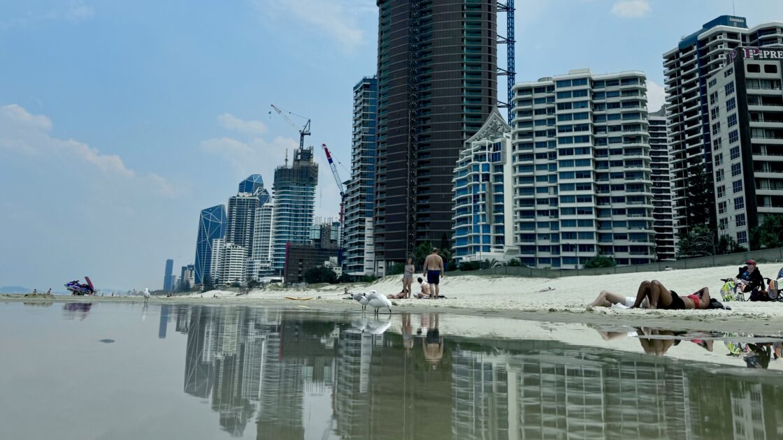 オーストラリアのゴールドコーストのサーファーズパラダイス